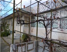 De VINZ. Casa 10 camere+depedinte, Zorleni - Islaz , Id_Bursa 357